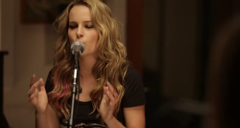 Bridgit Mendler frühere Beziehung