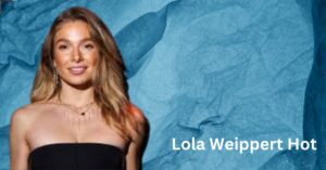 Lola Weippert Hot